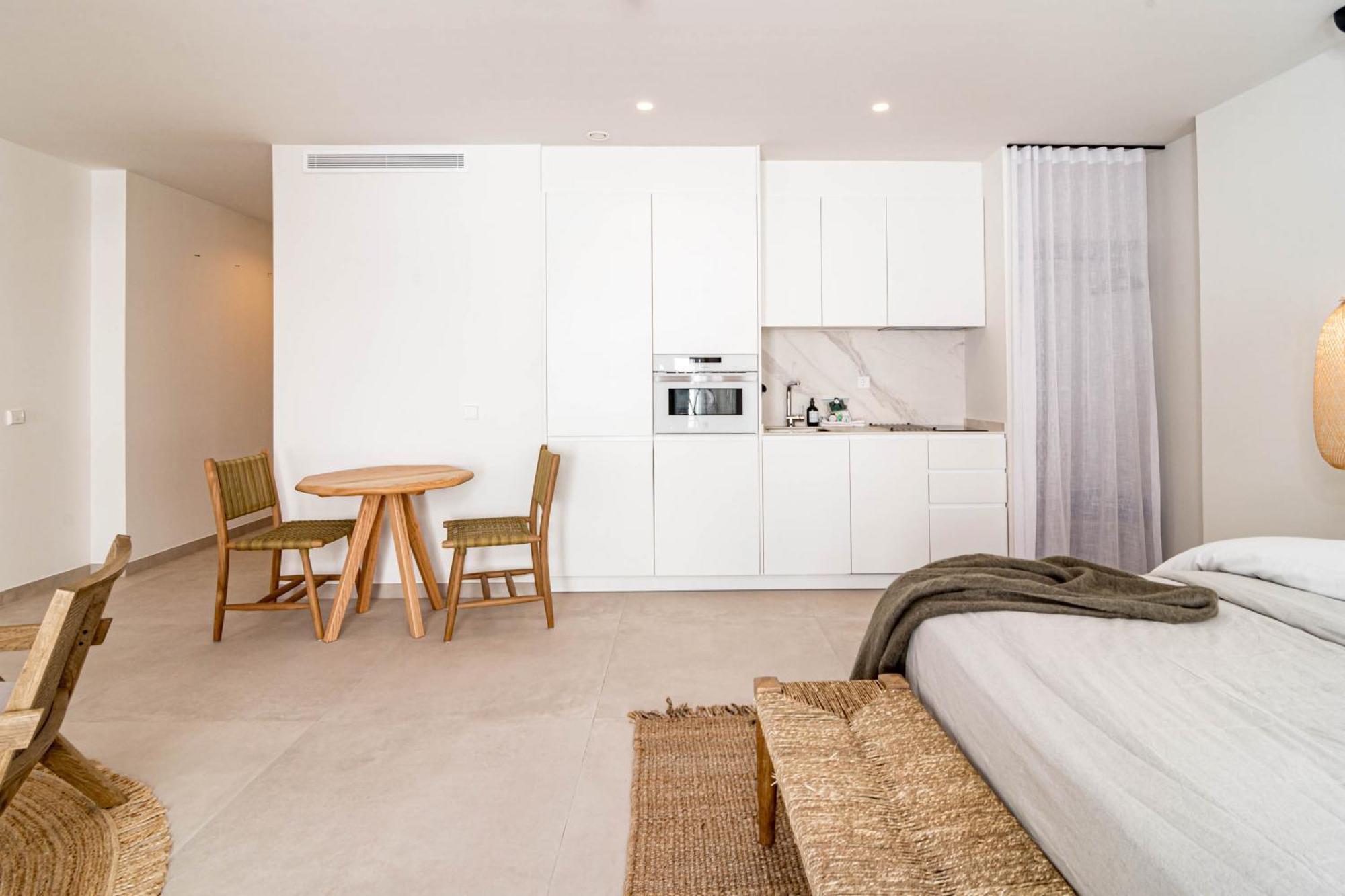 Seaclub Suites Эстепона Экстерьер фото
